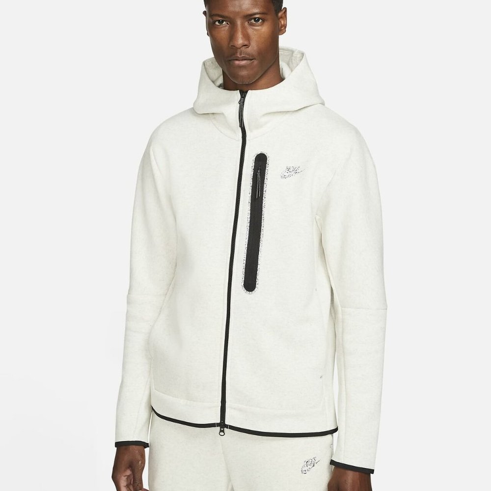 Nike Sportswear Tech Fleece Hoodie White Heather Grey Black DD4688-100 M… - Picture 6 of 11